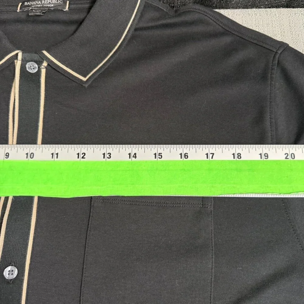 Banana Republic Luxury Touch Button Down Shirt XL Black Polo‎ Collar Preppy